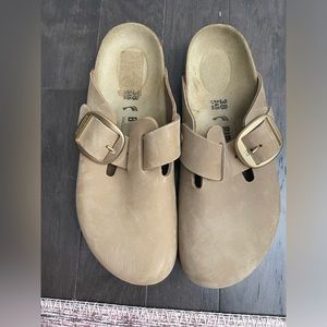 Birkenstock Boston Big Buckle clogs